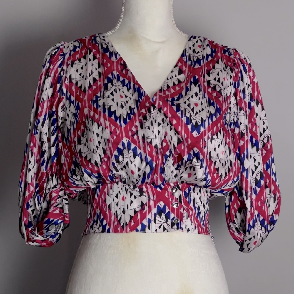 Guess crop blouse